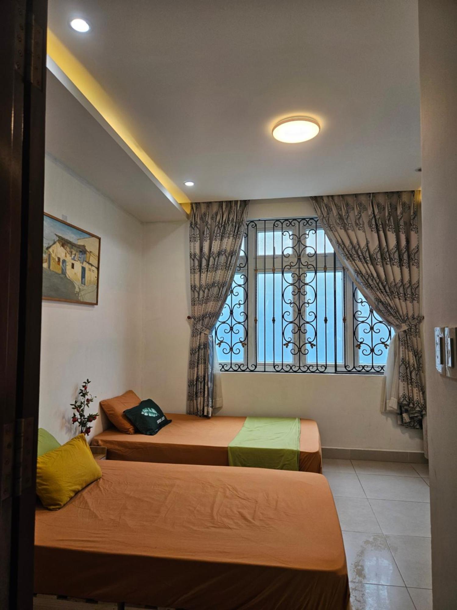 Sam's House Homestay *